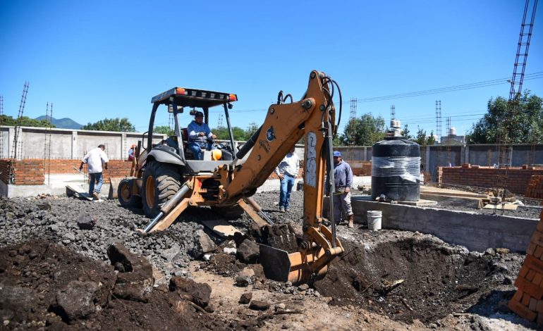 Con nuevas escuelas, gran impulso de Bedolla a Villas del Pedregal