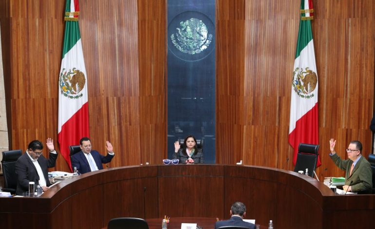 La Sala Superior del TEPJF confirmó sentencia de la Sala Regional Especializada que declaró existente infracción en contra del gobernador de Nuevo León.