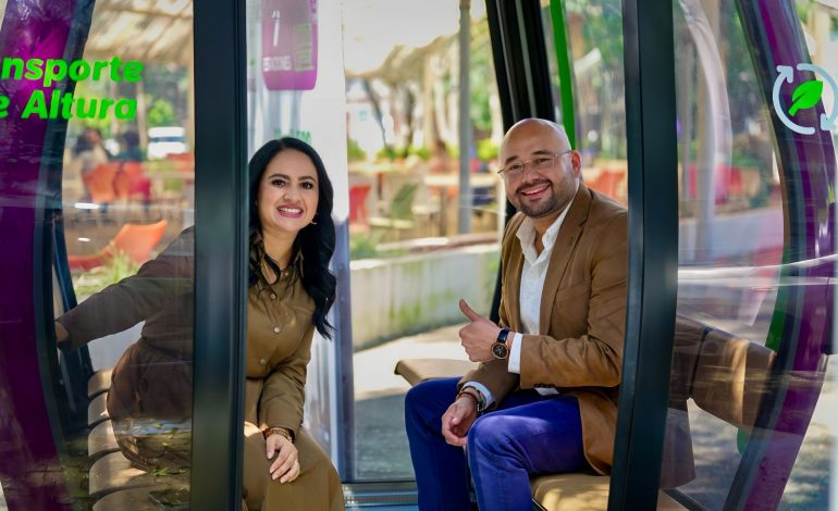 Gladyz Butanda comparte a universitarios los beneficios del teleférico de Morelia