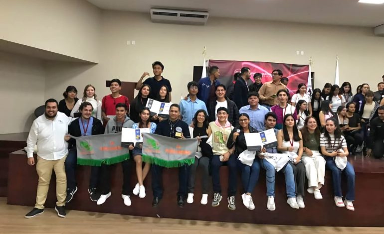 Estudiantes del Cecytem ganadores absolutos en concurso de Ciencias; participarán en los Emiratos Árabes