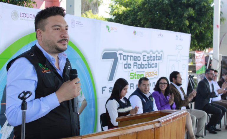 Estudiantes del Cecytem «calientan» robots para el concurso estatal
