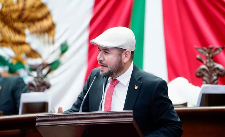 Aprueban por unanimidad propuesta de acuerdo de Reyes Galindo para habilitar el Congreso como centro de acopio