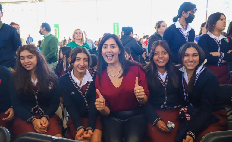 Conoce Los Requisitos Para La Nueva Beca Rita Cetina De Educación ...