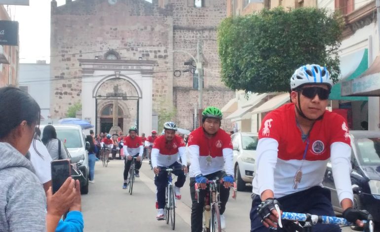 Partió peregrinación ciclista a la Basílica de Guadalupe