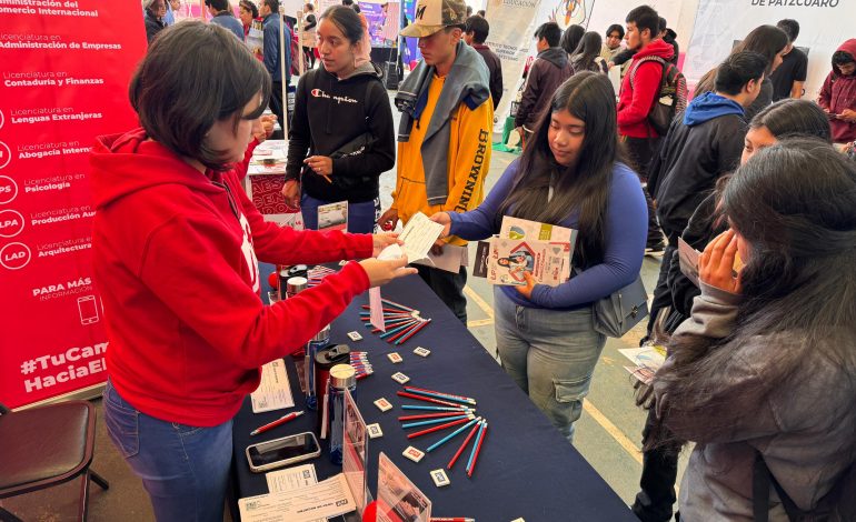 Más de 800 estudiantes visitaron la ExpoUnis 2024, en Pátzcuaro