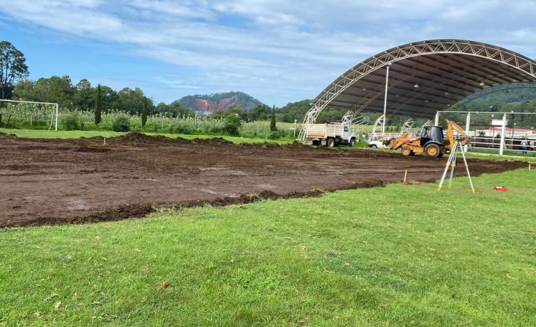 Gobierno estatal construye canchas de fútbol en 40 municipios como estrategia para prevenir el delito