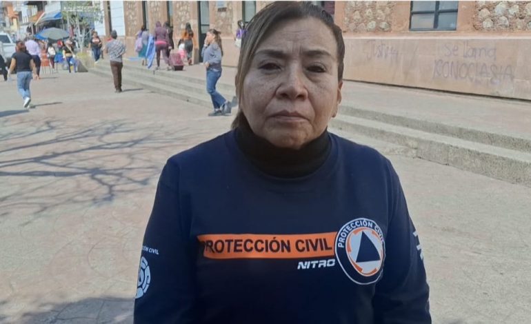 Protección Civil Municipal Zitácuaro listo para atender a la población en los diferentes panteones
