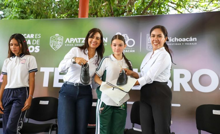 Obra educativa y otras acciones benefician a más de 5 mil alumnos en Apatzingán: SEE