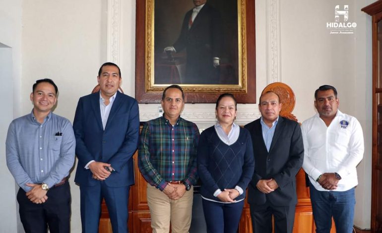 Jeovana Alcántar Baca, se reúne con el Fiscal Regional de Zitácuaro, Alberto Núñez Mora