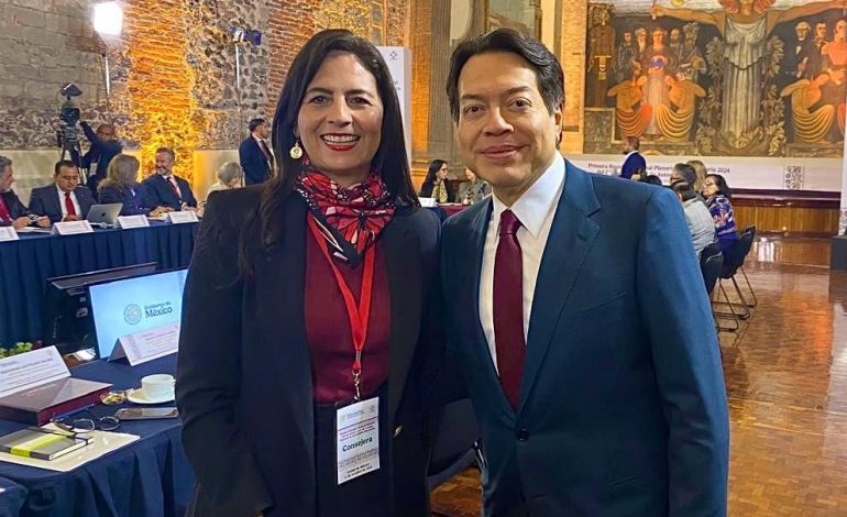 Avanza programa de Becas Rita Cetina; Federación ajusta detalles con estados