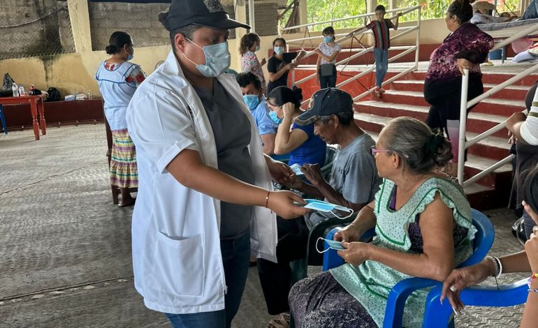 SSM mantiene brigadas de salud en zonas afectadas por John
