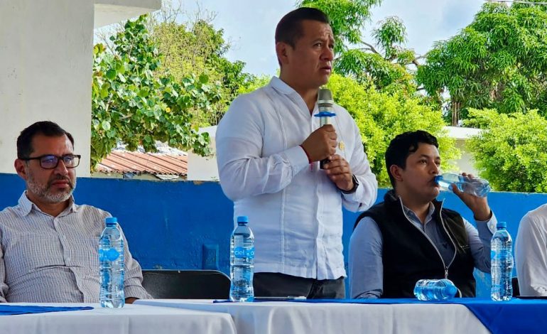 Gobierno de Michoacán acerca servicios de salud y bienestar a El Coire y Faro de Bucerías