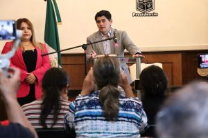 Presenta Toño Ixtláhuac servicios que ofrece la Clínica de Salud Integral Municipal