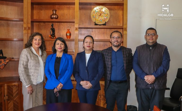 Jeovana Alcántar Baca se reunió con Anitzel Ramos Velázquez, Directora del Centro de Vinculación para el Desarrollo Regional Unidad Morelia, del IPN.