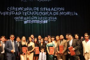 UTM celebra titulación de 692 estudiantes