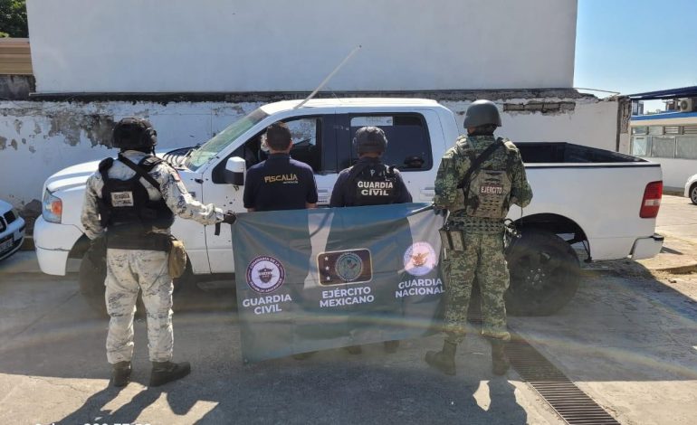 Asegurados en Páracuaro 6 fusiles, cartuchos y equipo táctico: SSP