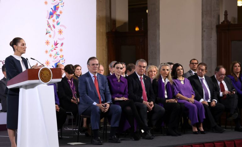 PRESIDENTA CLAUDIA SHEINBAUM PRESENTA CONSEJO ASESOR DE DESARROLLO ECONÓMICO REGIONAL Y RELOCALIZACIÓN (CADERR) COMO PARTE DEL PLAN MÉXICO