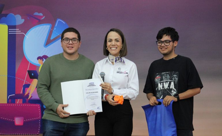 Sí Financia y UVAQ suman fuerzas para fomentar educación financiera de jóvenes