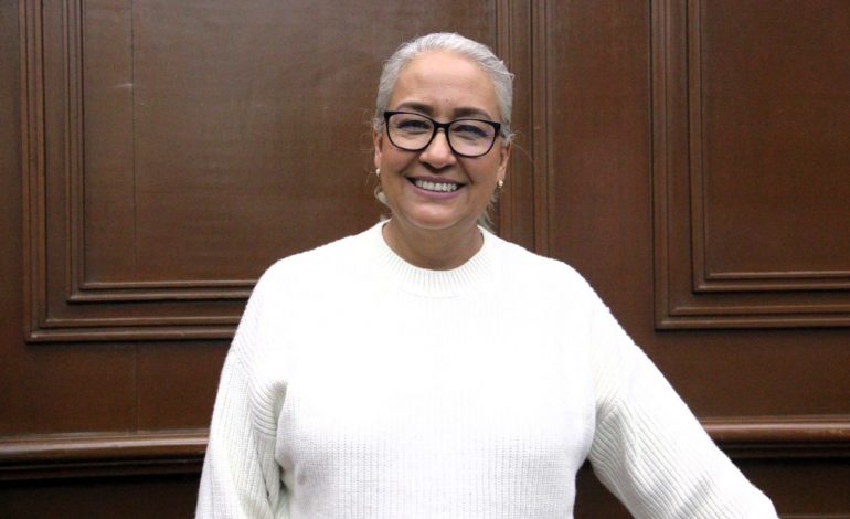 Emma Rivera celebra la aprobación de una reforma histórica para los derechos de las mujeres en Michoacán