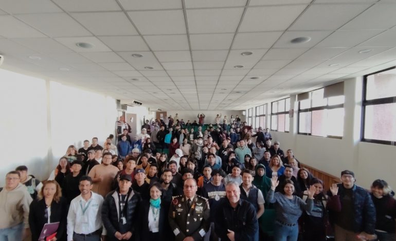 Estudiantes de la UTM enriquecen su conocimiento en conferencia sobre Seguridad Nacional