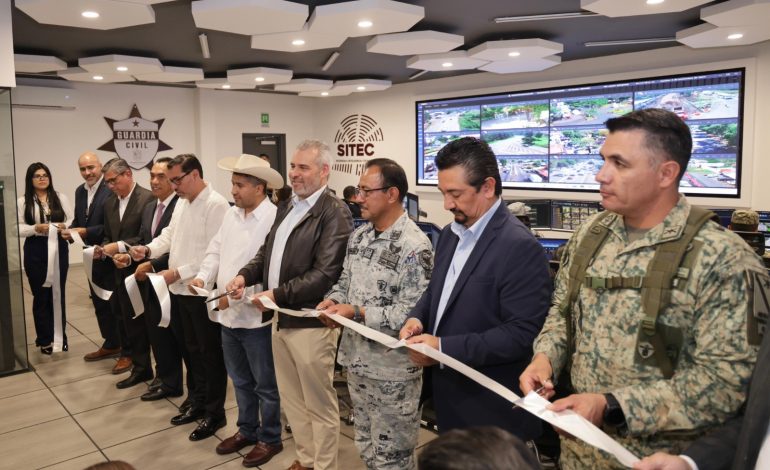 Reinaugura Bedolla C5 de Uruapan; con 700 cámaras se refuerza la seguridad.
