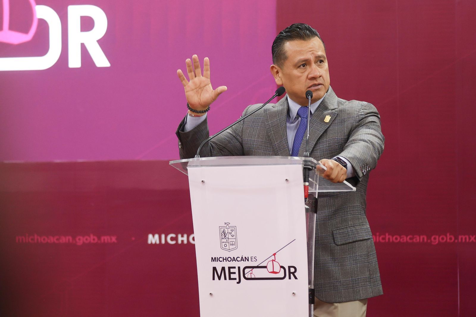 Consultas en Capula y San Nicolás deben ser ejercicios democráticos y en paz: Torres Piña.
