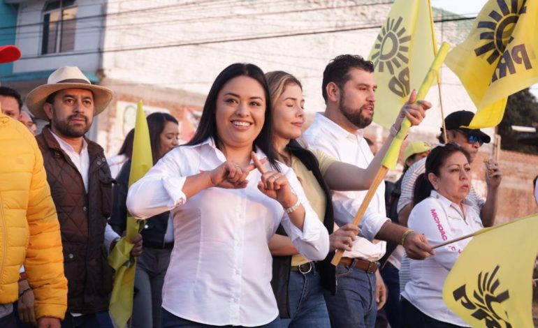 Susy Ruiz inicia campaña rumbo a la presidencia municipal de Irimbo.