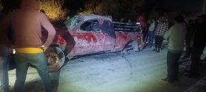 «Trágico accidente en Uruapan: Tráiler embiste 20 vehículos y 2 motocicletas, deja 1 muerto y 14 heridos»<br>