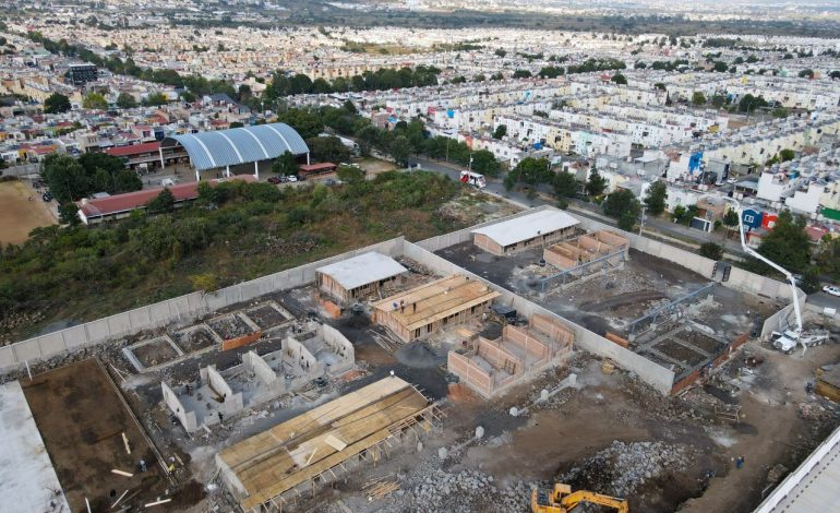 Construcción de escuelas en Villas del Pedregal con 63% de avance: SCOP.