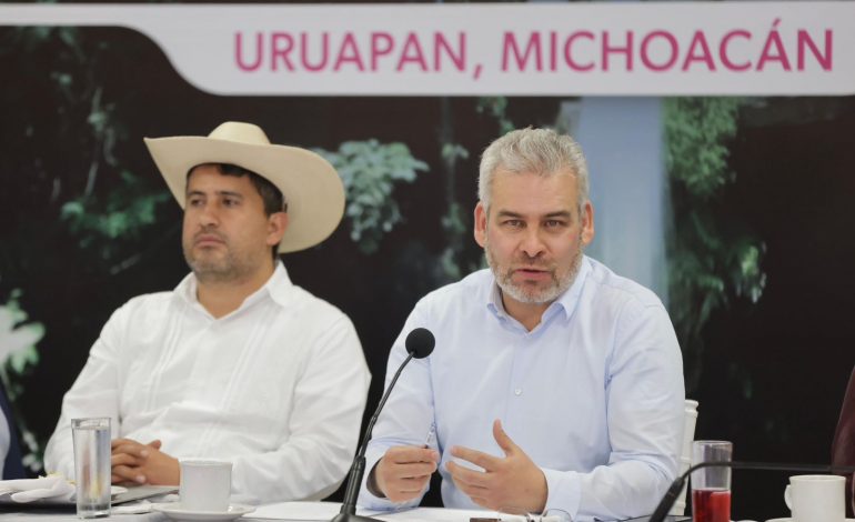 Acuerdan Bedolla y empresarios de Uruapan coordinación para el desarrollo