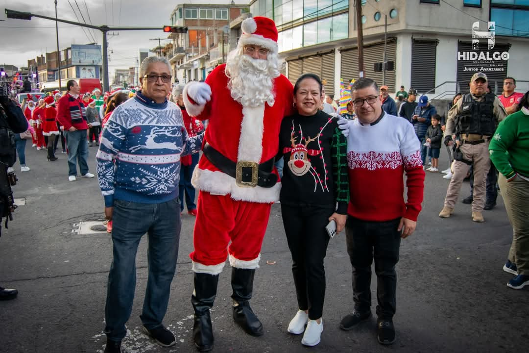 Jeovana Mariela Alcántar Baca, encabezó la Caravana Navideña que disfrutaron las familias Ciudad Hidalguenses.