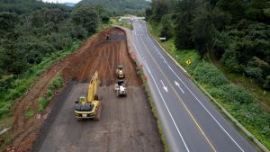 Michoacán construye 3 autopistas con apoyo del Gobierno federal