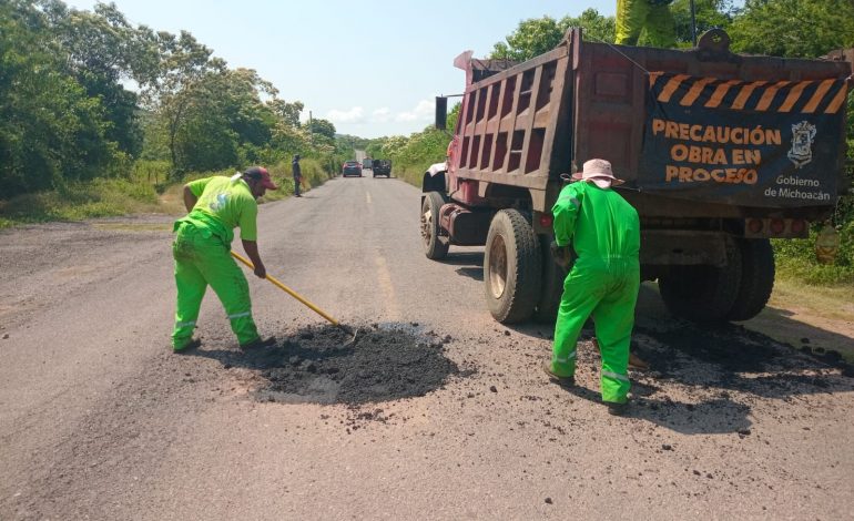 Gobierno estatal da mantenimiento a 31 tramos carreteros; beneficiará a 2 millones de michoacanos