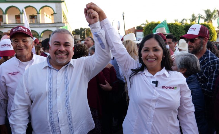 Jesús Mora acompañó a Norma Santillán en su cierre de campaña en Irimbo
