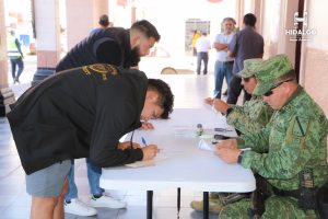 Personal de la 21 Zona militar, recogieron las cartillas del servicio militar de los jóvenes de la clase 2006, para su liberación