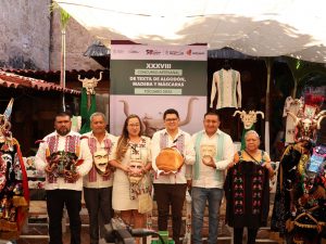 Invita Casart al Concurso Artesanal de Textil, Madera y Máscaras de Tócuaro