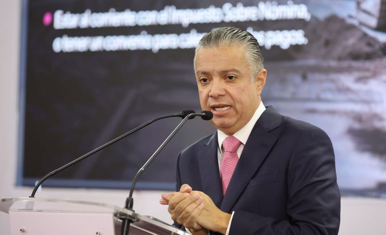 Aprovecha el último día del 10 % descuento en pago de refrendo vehicular: Navarro García
