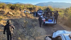 Enfrentamiento armado en Queréndaro deja una camioneta abandonada