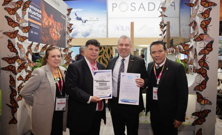 Bedolla presume a Michoacán en la Fitur de Madrid