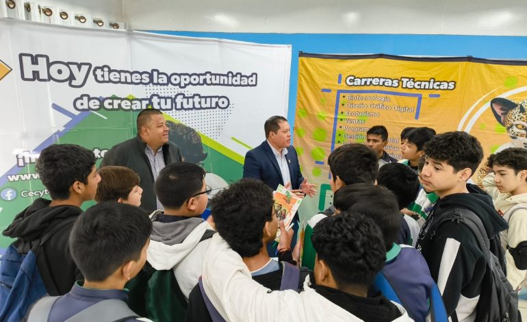 Conoce las carreras técnicas que ofrece el Cecytem en la Expo Prepá-rate