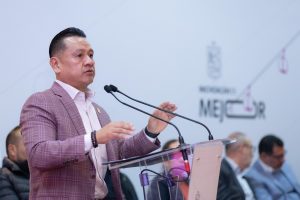 Michoacán, ejemplo en respaldo y promoción de autogobiernos: Torres Piña.