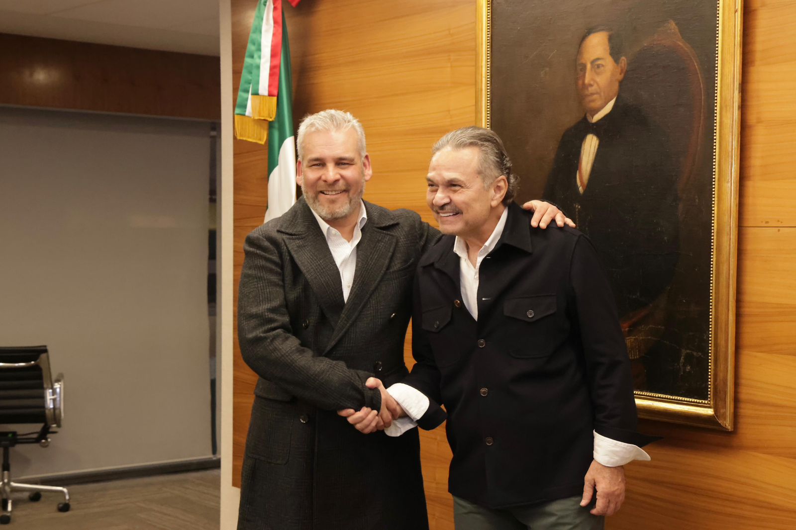 Bedolla e Infonavit dan seguimiento al acuerdo de construcción de viviendas.