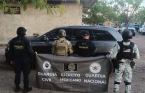 En operativo aseguran 60 explosivos para drones en Apatzingán: SSP.<br>