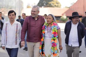 En Foro Nacional Indígena, Bedolla destaca papel de autogobiernos.