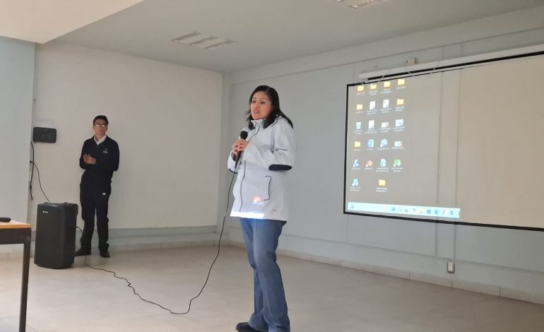 Preocupaciones sobre presupuesto y producción agrícola en el Día del Agrónomo en Zitácuaro celebrado en el plantel Conalep 240.