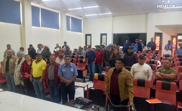 El Consejo Municipal de Desarrollo Rural Sustentable, sostuvo su segunda reunión ordinaria con productores del campo.