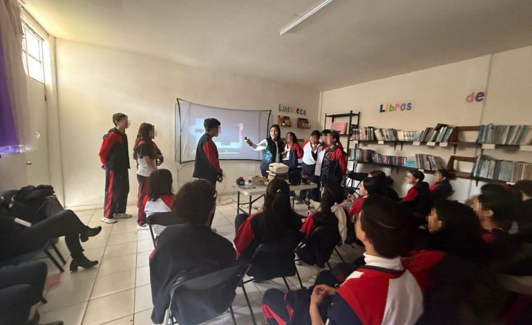 Imparte FGE actividades en materia de riesgos en las redes sociales a estudiantes de secundaria en Morelia