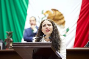 Diputada Giulianna Bugarini alza la voz en defensa de los animales, presenta iniciativa para prohibir la tauromaquia en Michoacán