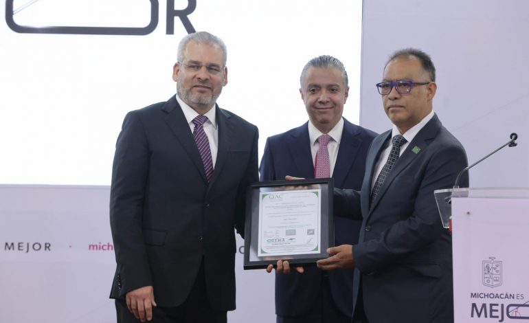 Gobierno de Michoacán recibe certificado antisoborno