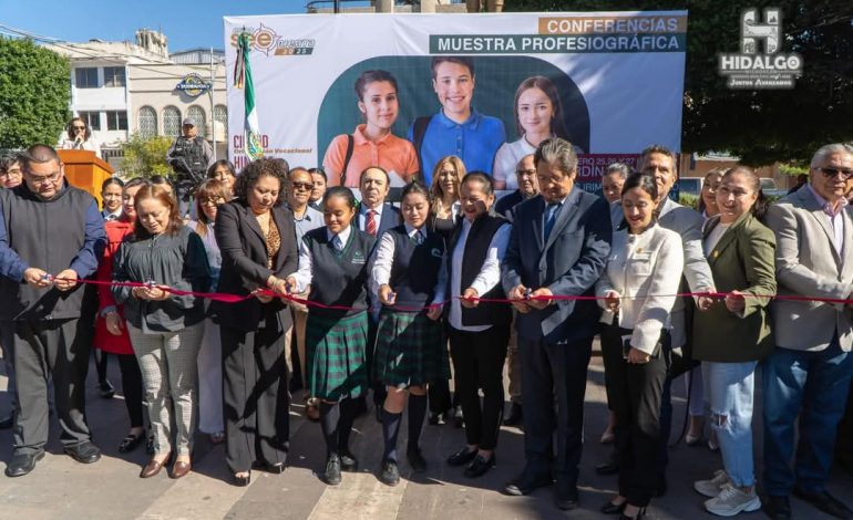 Boletín 260 ​Jeovana Alcántar, encabezó la ceremonia de inauguración de SEE-Orienta 2025 que se efectuará del 25 al 27 de febrero en el Jardín Principal.